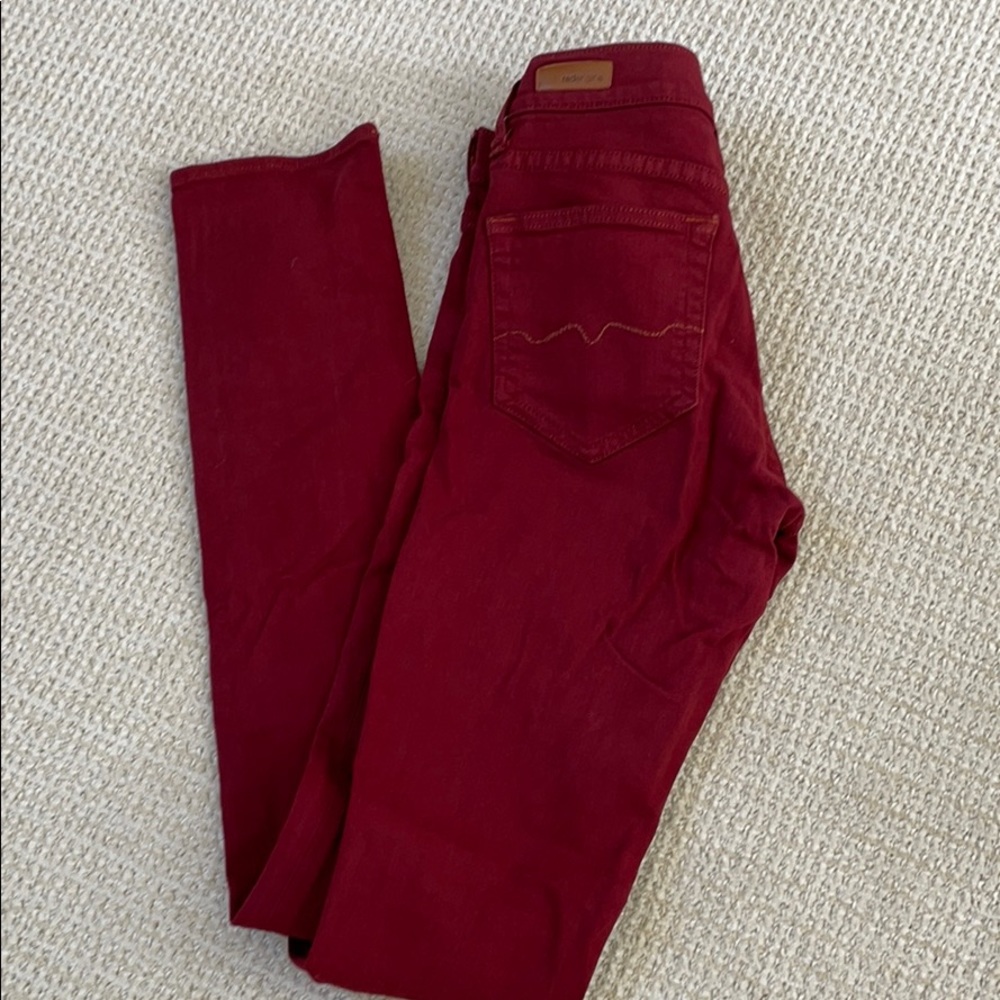 Red Engine Cayenne Low Rise Skinny Jeans Gem